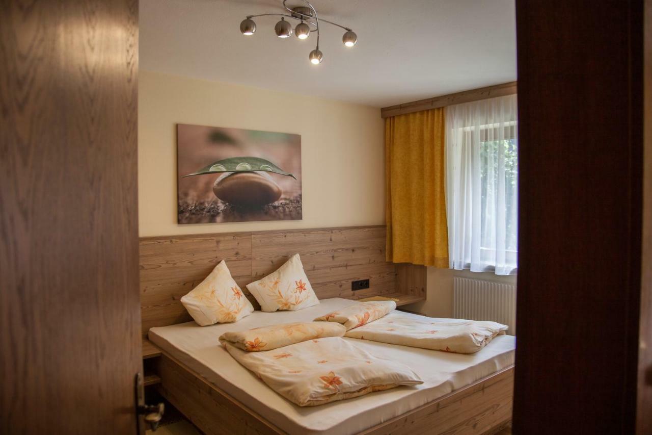 Ferienwohnung Haus Madeleine Neustift im Stubaital Exterior foto